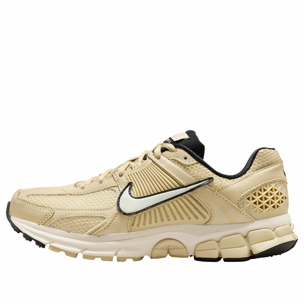 Nike ナイキ メンズ スニーカー  【Nike Air Zoom Vomero 5 \u0027Gold White Black\u0027 FJ2028-700】  大きさ US_8(26.0珊)