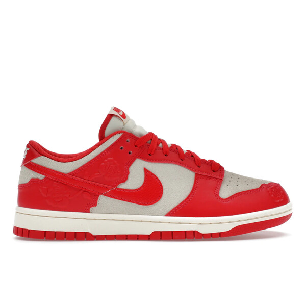 Nike ナイキ レディース スニーカー  【Nike Dunk Low Red Roses (Women\u0027s)】  大きさ US_W_12 Coconut Milk/University Red/Pale Ivory