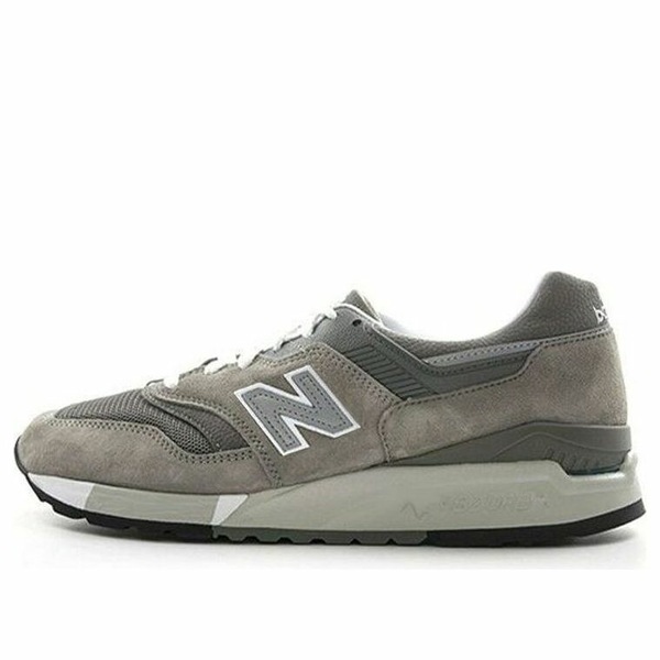NEW BALANCE M9975GR 26せンチ NEW BALANCE MEN'S NB M9975GR CLASSICS TRADITIONNELS SNEAKER