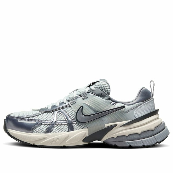 Nike ナイキ レディース スニーカー Pure Platinum/Wolf Grey/Cool Grey/Metallic Cool Grey 【(WMNS) Nike V2K Run Pure Platinum Wolf Grey FD0736-003】  サイズ US_W_10.5
