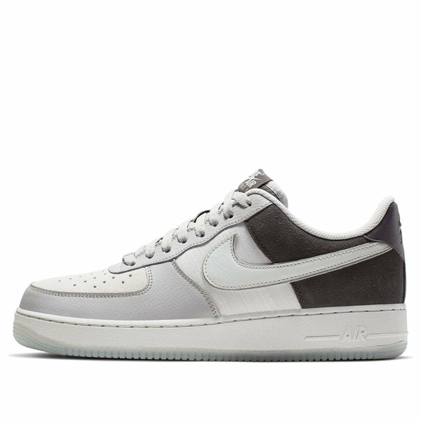 Nike ナイキ メンズ スニーカー  【Nike Air Force 1 Low 07 LV8 Triple Grey AO2425-001】  サイズ US_8(26.0cm)