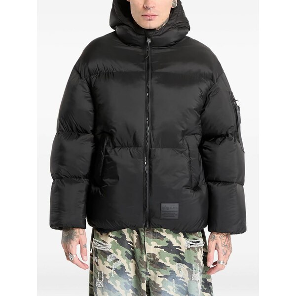 アルファインダストリーズ メンズ 上衣＆上衣 アウター Logo-patch padded jacket Black