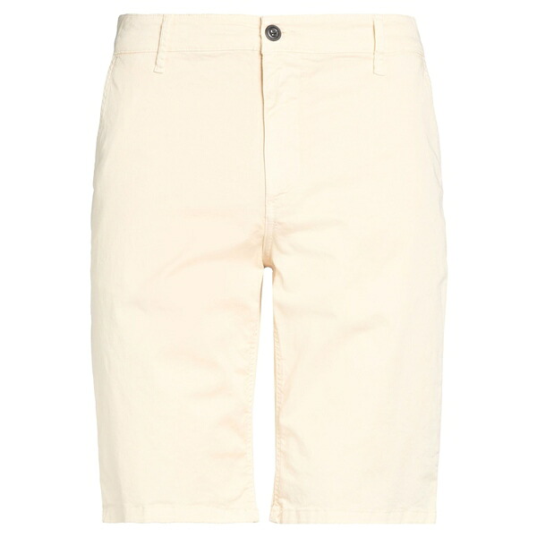 【送料無料】 ライルアンドスコット メンズ カジュアルパンツ ボトムス Shorts & Bermuda Shorts Beige｜asty