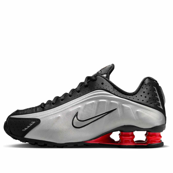 Nike ナイキ レディース スニーカー  【(WMNS) Nike Shox R4 \u0027Black Light Crimson\u0027 AR3565-011】  大きさ US_7(24.0糎)