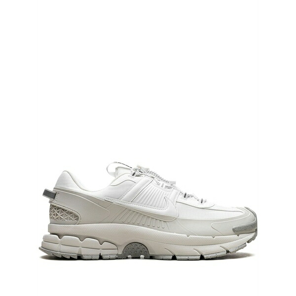 ナイキ メンズ スニーカー シューズ Zoom vomero roam sneakers White