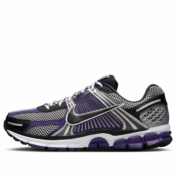 Nike ナイキ メンズ スニーカー  【Nike Air Zoom Vomero 5 \u0027Metallic Silver Court Purple\u0027 IM2220-095】  大きさ US_6.5(24.5糎)