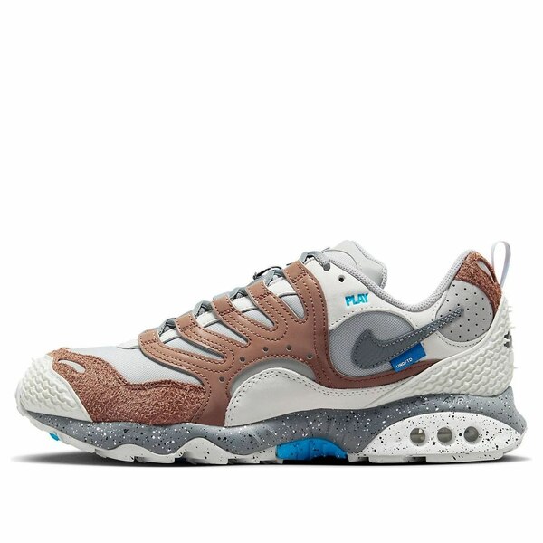 Nike ナイキ メンズ スニーカー  【Nike x Undefeated Air Terra Humara \u0027Archaeo Brown\u0027 FN7546-200】  大いさ US_7(25.0糎)