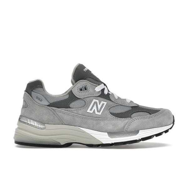 New Balance ニューバランス メンズ スニーカー 【New Balance 992 MiUSA Grey Silver Metallic】 サイズ US_5(23.0cm) Grey/Silver Metallic｜asty