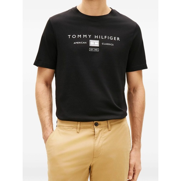 トミー ヒルフィガー メンズ Tシャツ トップス Logo-graphic t-shirt Black|asty