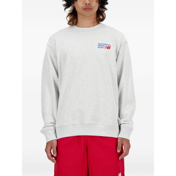 ニューバランス メンズ パーカー・スウェットシャツ アウター Logo-detail crew-neck sweatshirt Grey|asty