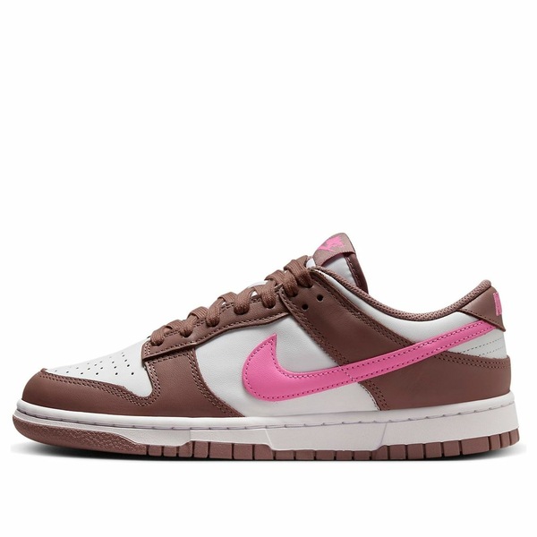 Nike ナイキ レディース スニーカー Smokey Mauve/Playful Pink/White 【(WMNS) Nike Dunk Low \u0027Smokey Mauve Playful Pink\u0027 FZ3611-208】  大きさ US_6.5(23.5糎)