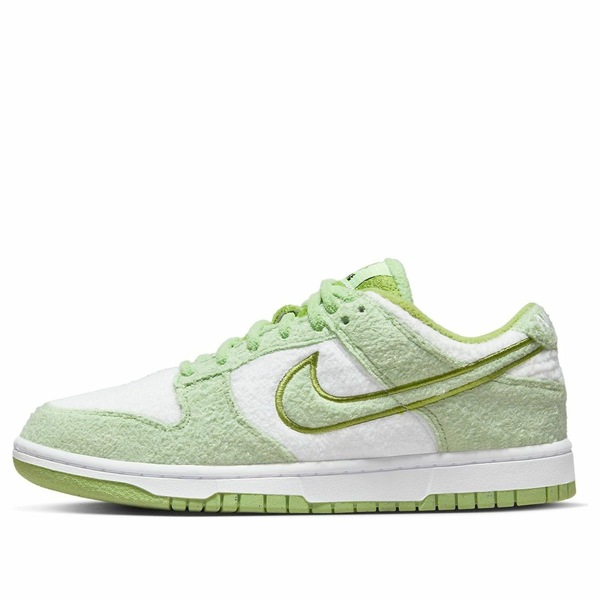 Nike ナイキ レディース スニーカー HONEYDEW/PHANTOM/ALLIGATOR/HONEYDEW 【(WMNS) Nike Dunk Low SE 'Fleece - Honeydew' DQ7579-300】 サイズ US_6(23.0cm)｜asty