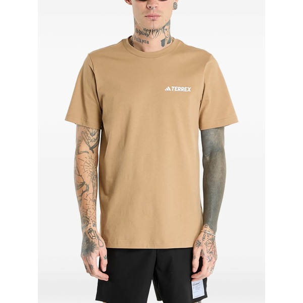 アディダス メンズ Tシャツ トップス Logo-print t-shirt Neutrals|asty