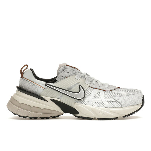 Nike ナイキ レディース スニーカー  【Nike V2K Run Pure Platinum Chrome (Women\u0027s)】  大きさ US_W_12 Pure Platinum/Chrome/Platinum Tint