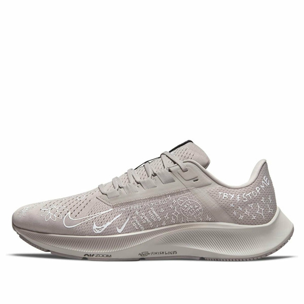 Nike ナイキ メンズ スニーカー  【Nike x Nathan Bell Air Zoom Pegasus 38 A.I.R. \u0027Run To A Magical Place - College Grey\u0027 DM1610-001】  大きさ US_M_14