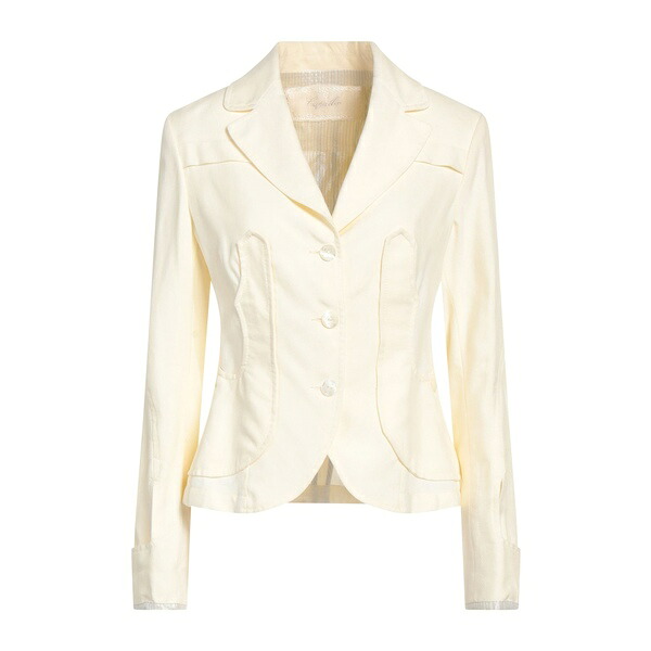 【送料無料】 カパルビオ レディース ジャケット＆ブルゾン アウター Blazers White