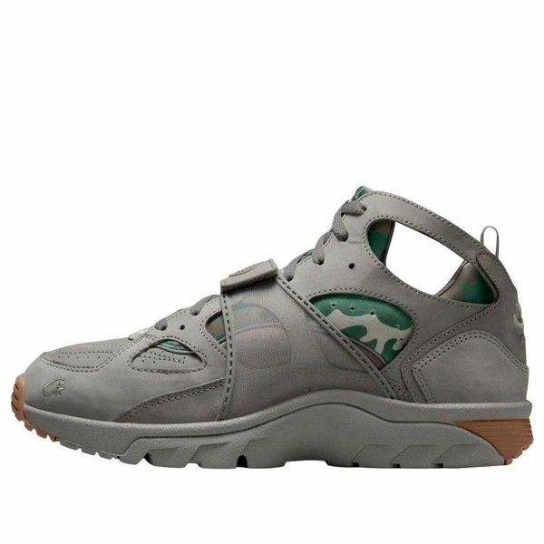 Nike ナイキ メンズ スニーカー  【Nike x Corteiz Air Trainer Huarache \u0027Flat Pewter\u0027 FQ8793-001】  大きさ US_M_17