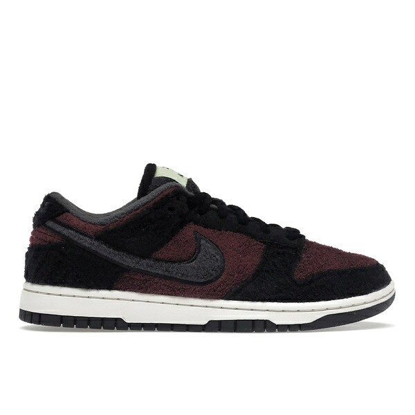 Nike ナイキ レディース スニーカー 【Nike Dunk Low SE Fleece Pack Burgundy Crush (Women's)】 サイズ US_8.5(25.5cm) Burgundy Crush/Black/White/Dark Smoke Gray 48,800円