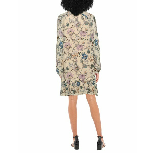エイト・ピーエム レディース ワンピース トップス Short dresses Ivory スーツ・セットアップ | eu-agencies.net