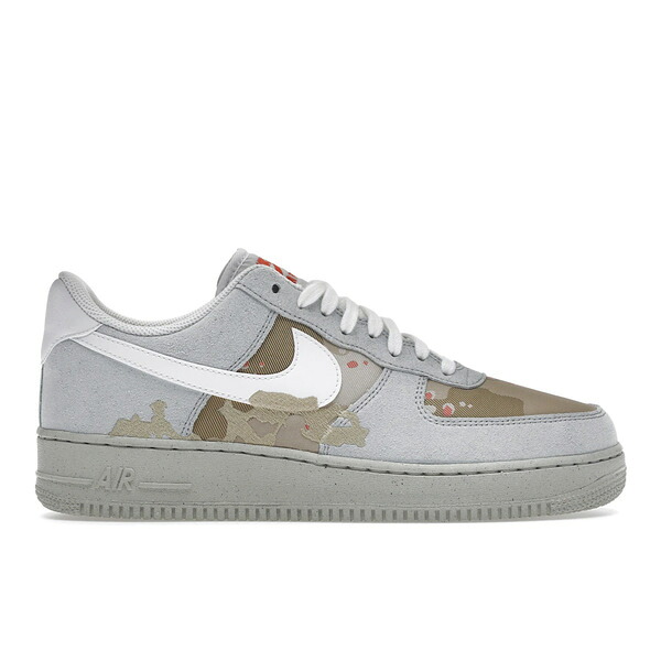 Nike ナイキ メンズ スニーカー  【Nike Air Force 1 Low \u002707 LX Embroidered Desert Camo】  大きさ US_12(30.0糎) Photon Dust/Photon Dust-Team Orange