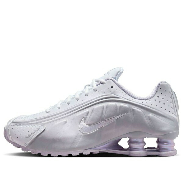 Nike ナイキ レディース スニーカー  【(WMNS) Nike Shox R4 White Metallic Platinum HF5076-100】  サイズ US_W_10.5
