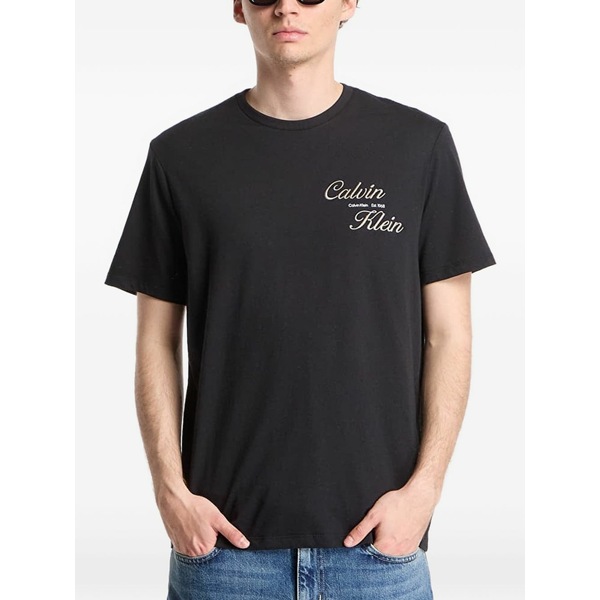 カルバンクライン メンズ ティーシャツ トップス Logo-print t-shirt Black