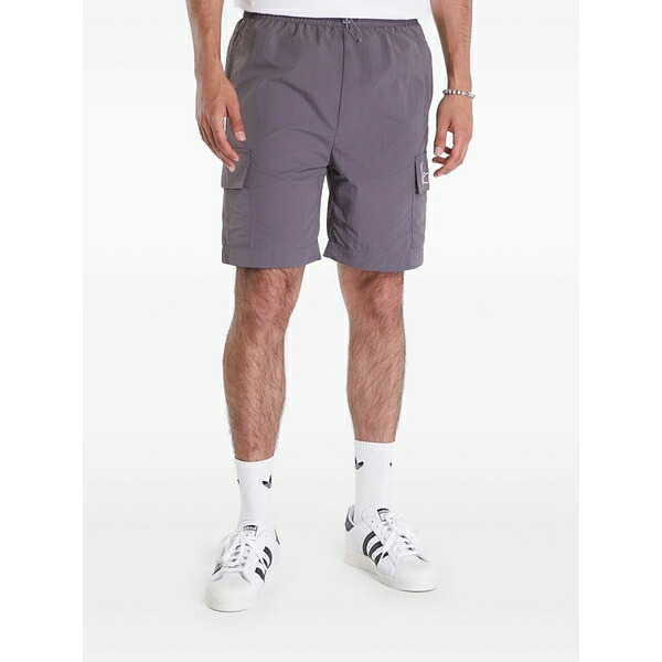 長い巻き毛 カナイ メンズ 心地よいズボン下 ボトムス Logo-embroidered cargo shorts Grey