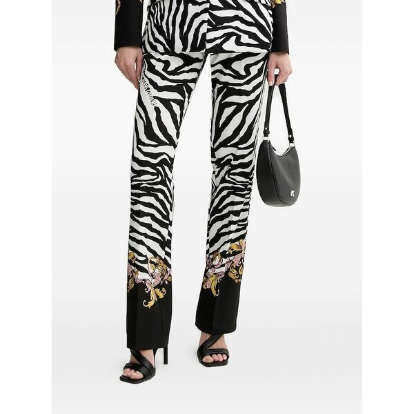 ベルサーチ レディース カジュアルパンツ ボトムス Zebra-print trousers Black