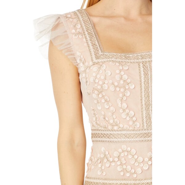 ビーシービージーマックスアズリア レディース ワンピース トップス Floral Embroidered Ruffle Dress Bare Pink  スーツ・セットアップ