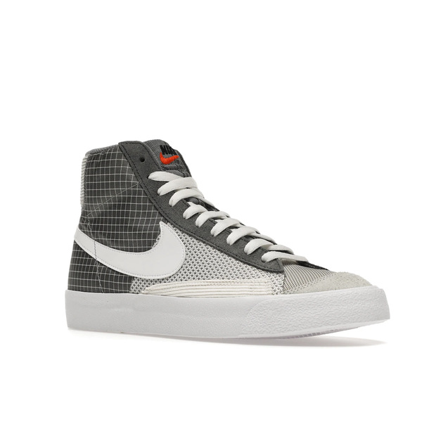 枚数限定 NIKE Nike ナイキ スニーカー Nike Blazer Mid 77