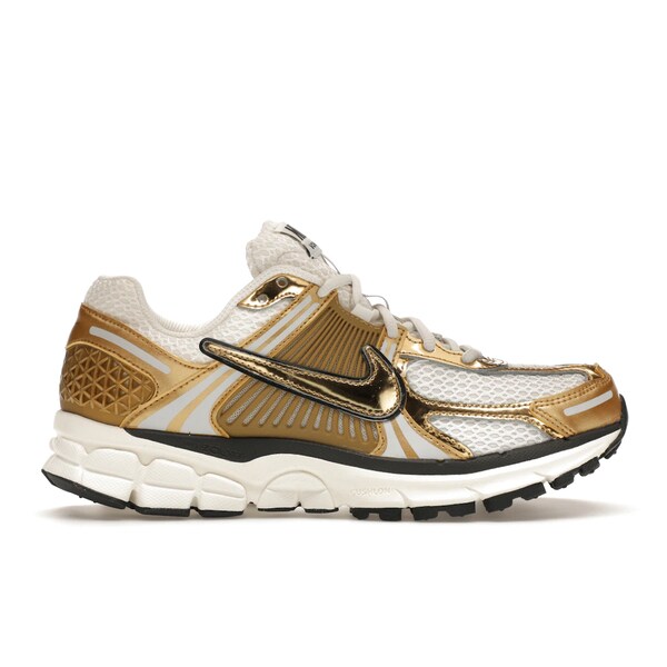 Nike ナイキ レディース スニーカー  【Nike Zoom Vomero 5 Metallic Gold (Women\u0027s)】  大きさ US_W_12 Photon Dust/Metallic Gold-Gridiron-Sail