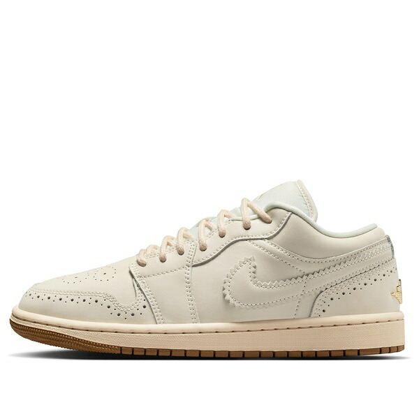 Jordan ジョーダン レディース スニーカー 【(WMNS) Air Jordan 1 Low 'Brogue Soft Pearl' IO0759-100】 サイズ US_W_12.5|asty
