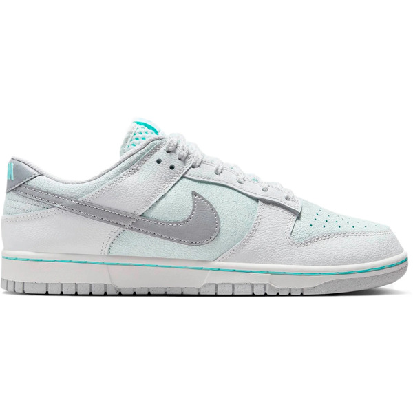 Nike ナイキ メンズ スニーカー  【Nike Dunk Low SE Winter Storm】  大いさ US_12.5(30.5珊) Summit White/Metallic Silver/Glacier Ice/Vast Grey スニーカー-靴-メンズ靴
