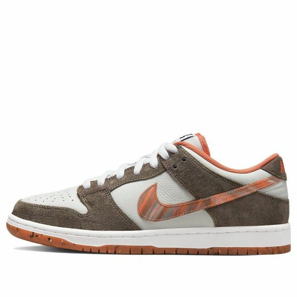 Nike ナイキ メンズ スニーカー  【Nike x Crushed D.C. SB Dunk Low \u0027Golden Hour\u0027 DH7782-001】  大いさ US_6.5(24.5糎) スニーカー-靴-メンズ靴