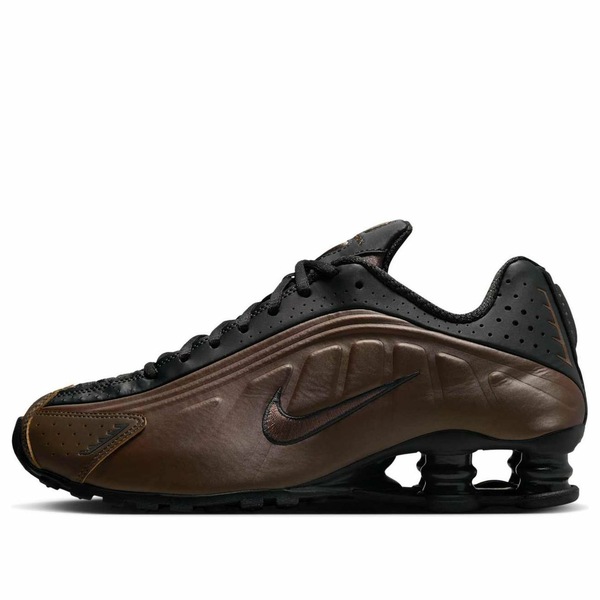 Nike ナイキ レディース スニーカー Off Noir/Ironstone/Dark Smoke Grey 【(WMNS) Nike Shox R4 'Off Noir Ironstone' AR3565-007】 サイズ US_9(26.0cm)｜asty