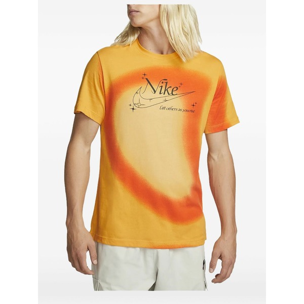 ナイキ メンズ ティーシャツ トップス Graphic-print t-shirt Yellow