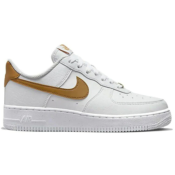 Nike ナイキ レディース スニーカー  【Nike Air Force 1 Low Next Nature White Gold (Women\u0027s)】  大きさ US_9.5(26.5糎) White/White/Gold Suede