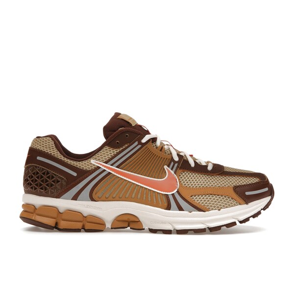 Nike ナイキ メンズ スニーカー 【Nike Zoom Vomero 5 Wheat Grass Cacao Wow】 サイズ US_10.5(28.5cm) Wheat Grass/Gold Suede-Cacao Wow|asty