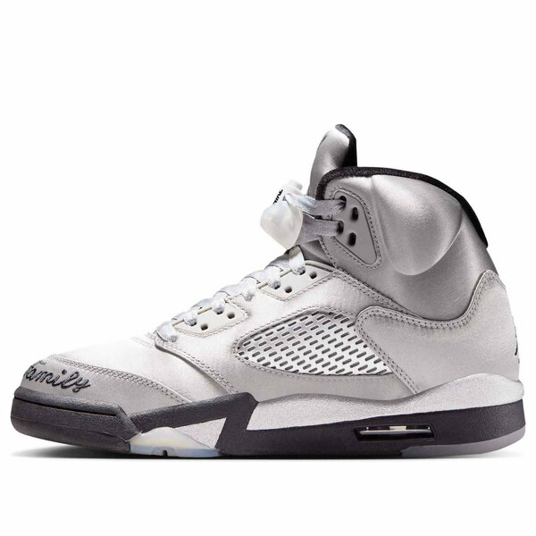 Jordan ジョーダン レディース スニーカー  【(WMNS) Air Jordan 5 Retro \u0027Wings\u0027 IO2038-001】  大きさ US_6.5(23.5糎)