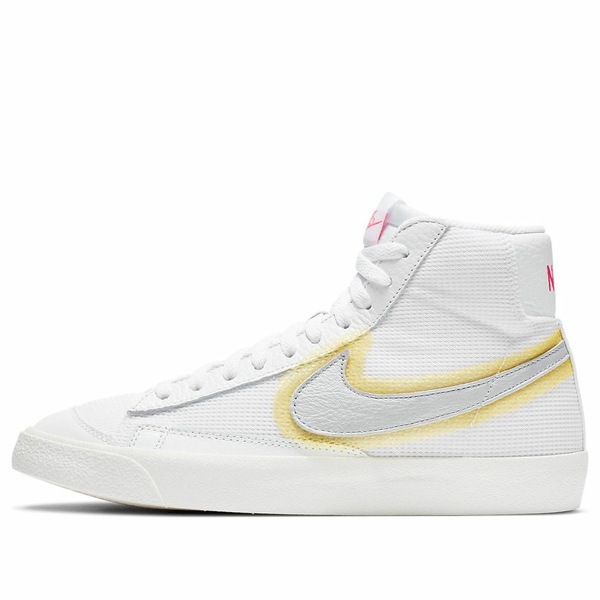 Nike ナイキ レディース スニーカー  【(WMNS) Nike Blazer Mid Vintage \u002777 \u0027Cotton Waffle - White University Gold\u0027 CZ8105-100】  大いさ US_7.5(24.5糎)
