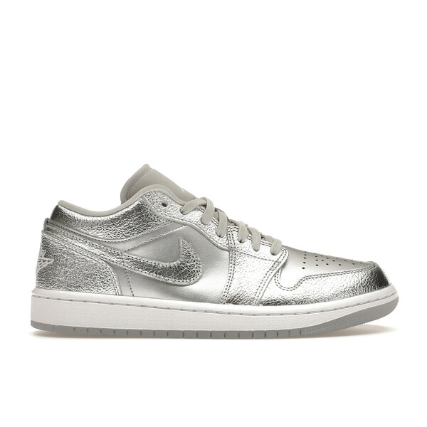 Jordan ジョーダン レディース スニーカー  【Jordan 1 Low SE Metallic Silver (Women\u0027s)】  大きさ US_6.5(23.5糎) Metallic Silver/Photon Dust/Wolf Grey