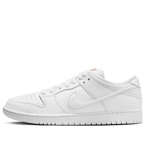 Nike ナイキ メンズ スニーカー ダンク 【Nike SB Dunk Low Pro \u0027Triple White\u0027 FJ1674-100】  大きさ US_6(24.0糎)