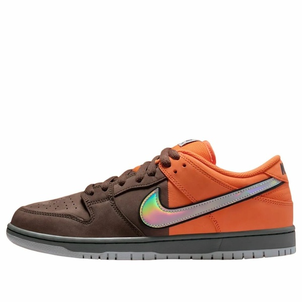 Nike ナイキ メンズ スニーカー  【Nike SB Dunk Low \u0027Muni Fast Pass\u0027 IR1888-800】  大きさ US_12(30.0珊)