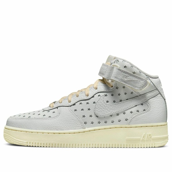 Nike ナイキ レディース スニーカー Summit White/Coconut Milk 【(WMNS) Nike Air Force 1 Mid \u0027Cut Out Stars\u0027 DV3451-100】  大きさ US_6(23.0糎)