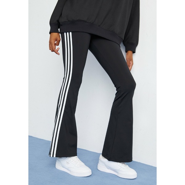 最新！アディダスオリジナル☆Adicolor Flared Leggings選択4色 楽天市場】adidas Originals アディダス オリジナルス EEC34
