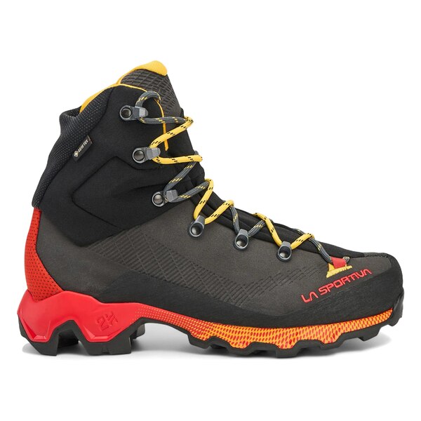 La Sportiva ラスポルティバ メンズ スニーカー  【La Sportiva Aequilibrium Trek GTX Carbon Yellow】  大いさ US_8.5(26.5糎) Carbon/Yellow スニーカー-靴
