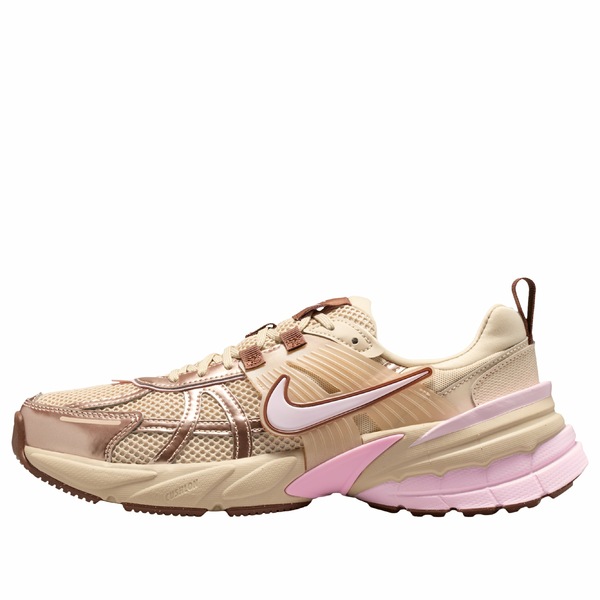 Nike ナイキ レディース スニーカー  【(WMNS) Nike V2K Run anddrift Fauna Brown Pink Foam FD0736-115】  サイズ US_W_11
