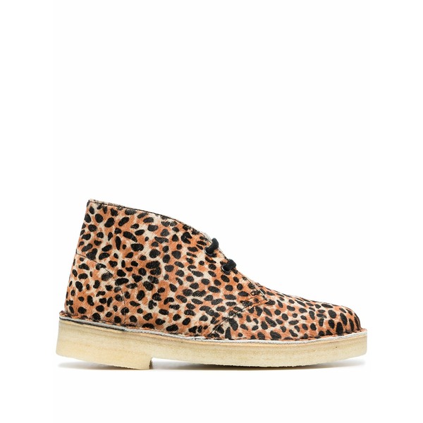 クラークス レディース ブーツ シューズ Leopard-print desert boots Brown｜asty