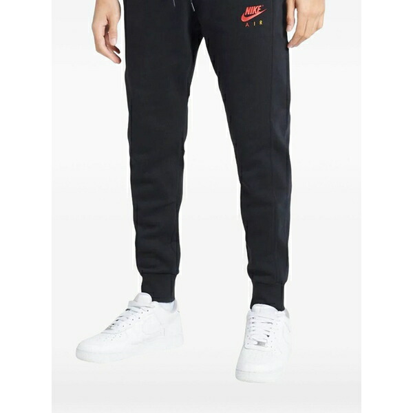 ナイキ メンズ 心地好いズボン下 ボトムス Air track pants Black