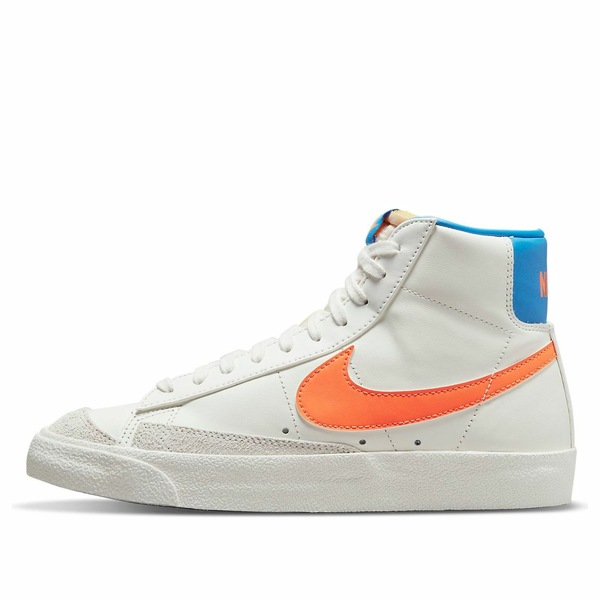 Nike ナイキ レディース スニーカー  【(WMNS) Nike Blazer Mid \u002777 \u0027Sail Total Orange\u0027 DQ4692-100】  大きさ US_8.5(25.5珊)
